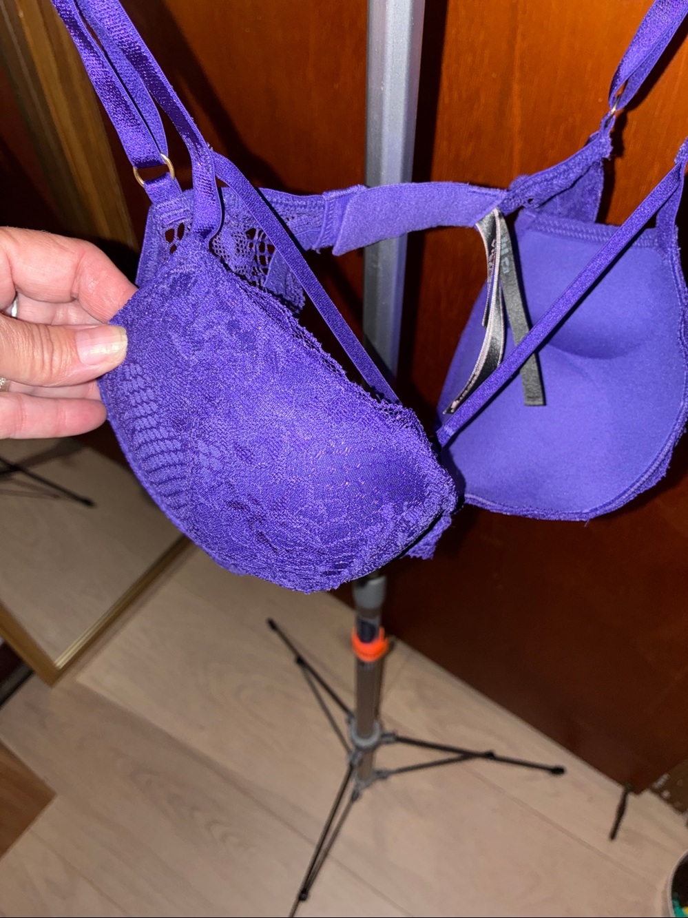 Victoria's Secret Bright Purple Lace Plunge Bra
